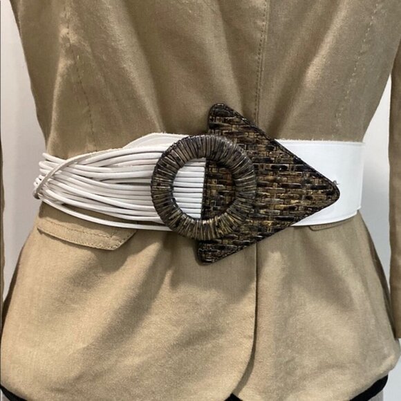 80's White and Brown Belt leather with Bold Buckle by Orciani - Picture 4 of 16